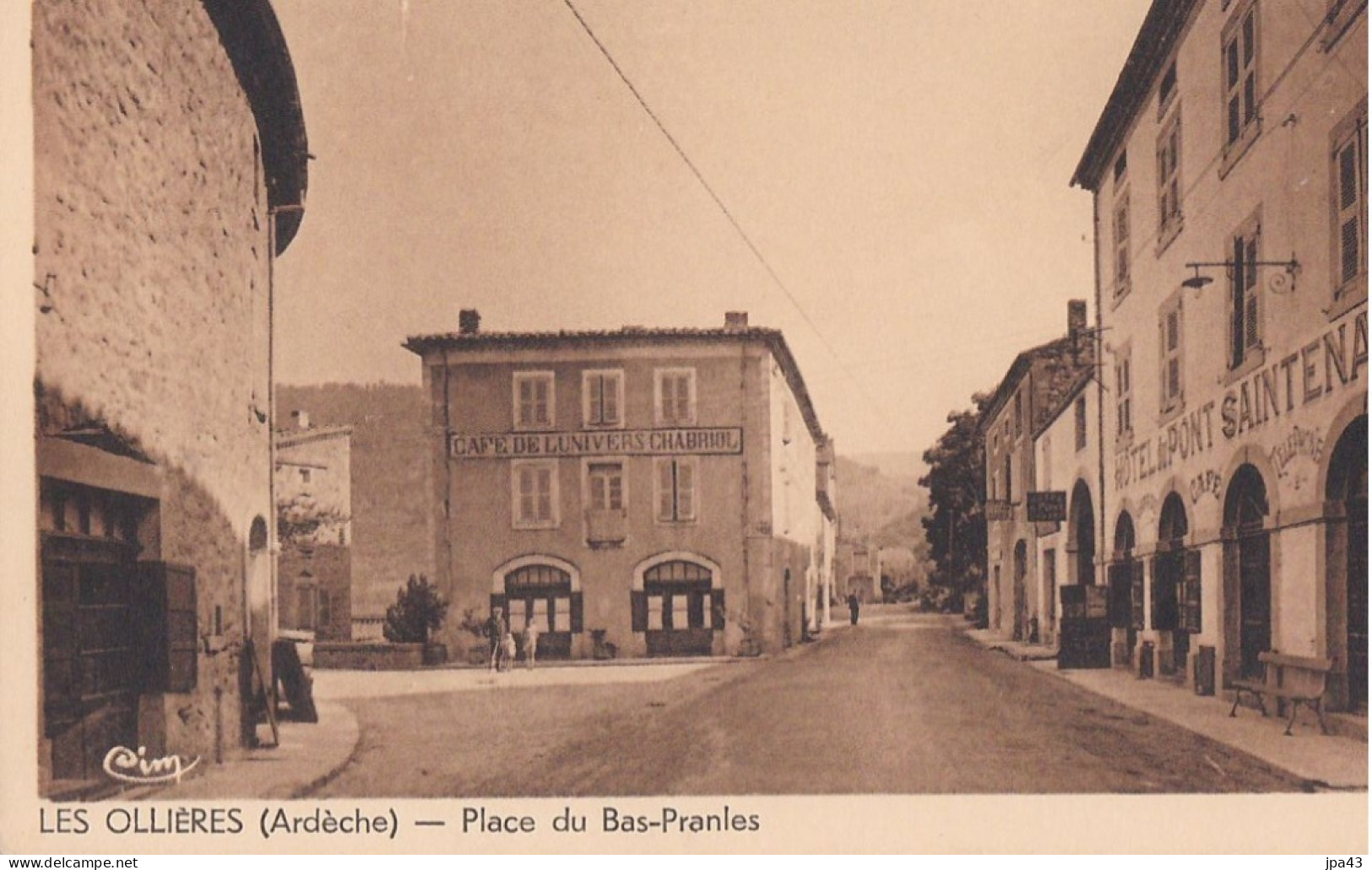 LES OLLIERES Place Du Bas Pranles - Autres & Non Classés