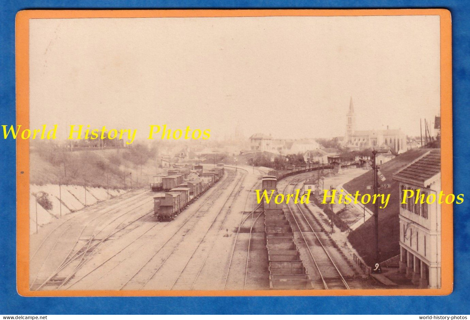 Photo Ancienne Cabinet - 1888 - CHALON Sur SAONE - La Gare - Paul Bourgeois Photographe - Train Wagon Chemin De Fer - Treinen
