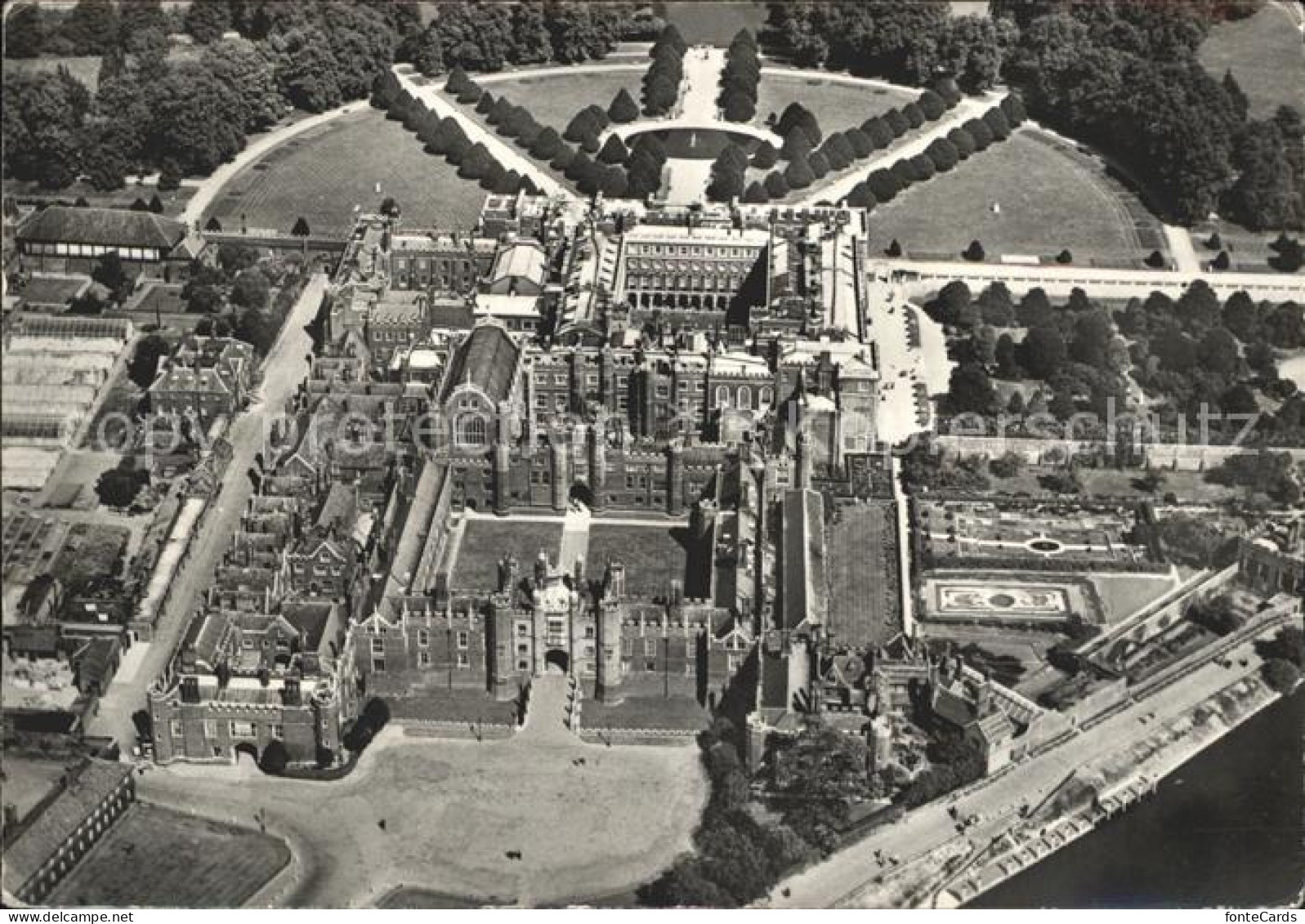 72012838 Middlesex Hampton Court Palace Air View - Sonstige & Ohne Zuordnung