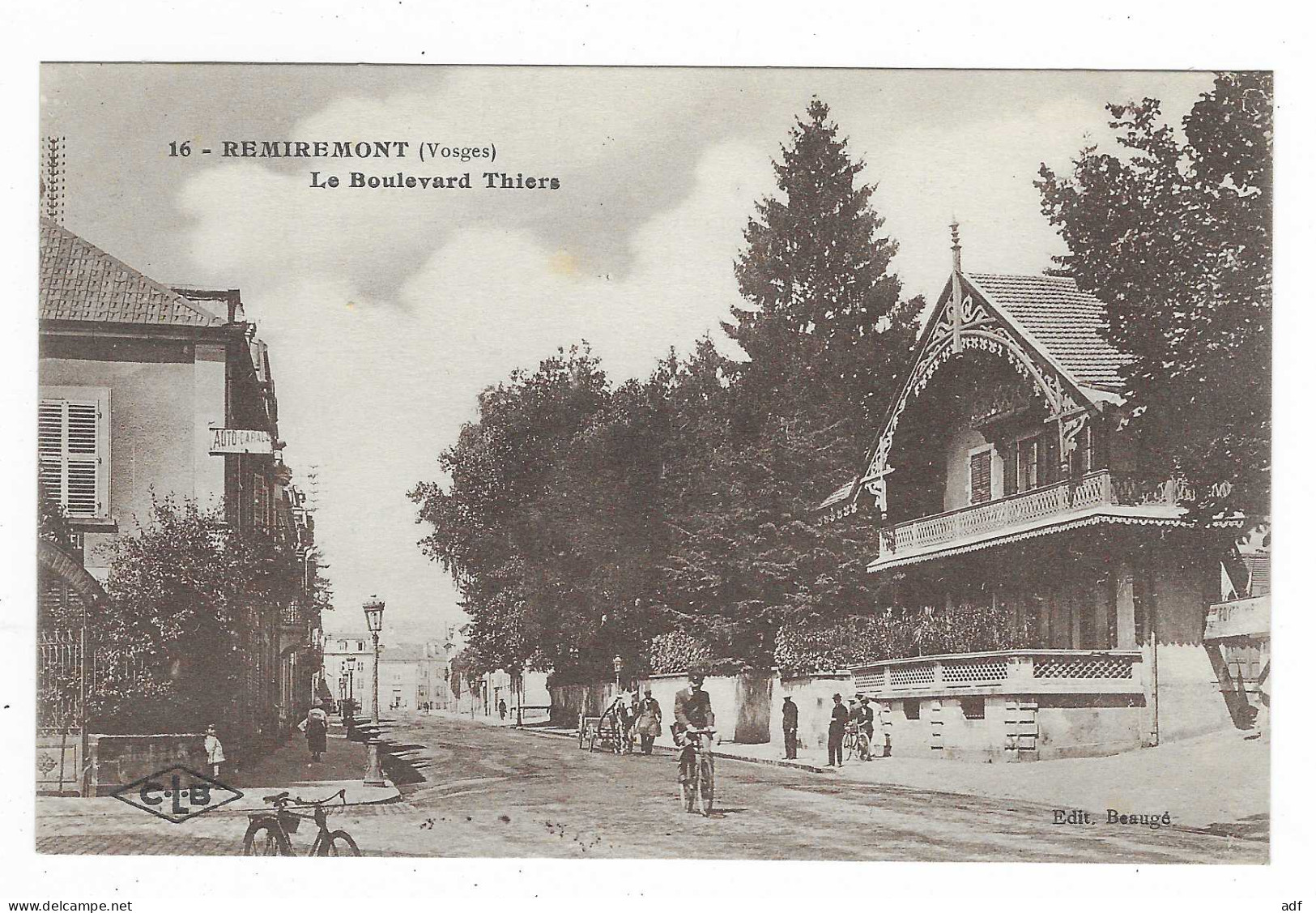 CPA ANIMEE REMIREMONT, ANIMATION DANS LE BOULEVARD THIERS, VOSGES 88 - Remiremont