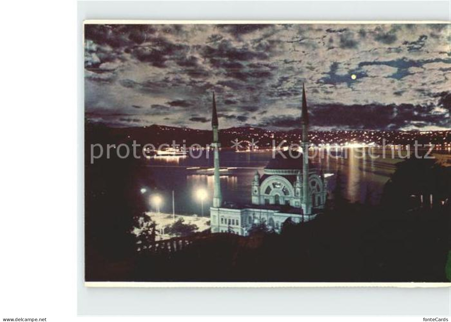72005635 Istanbul Constantinopel Mosque Dolmabahce   - Türkei