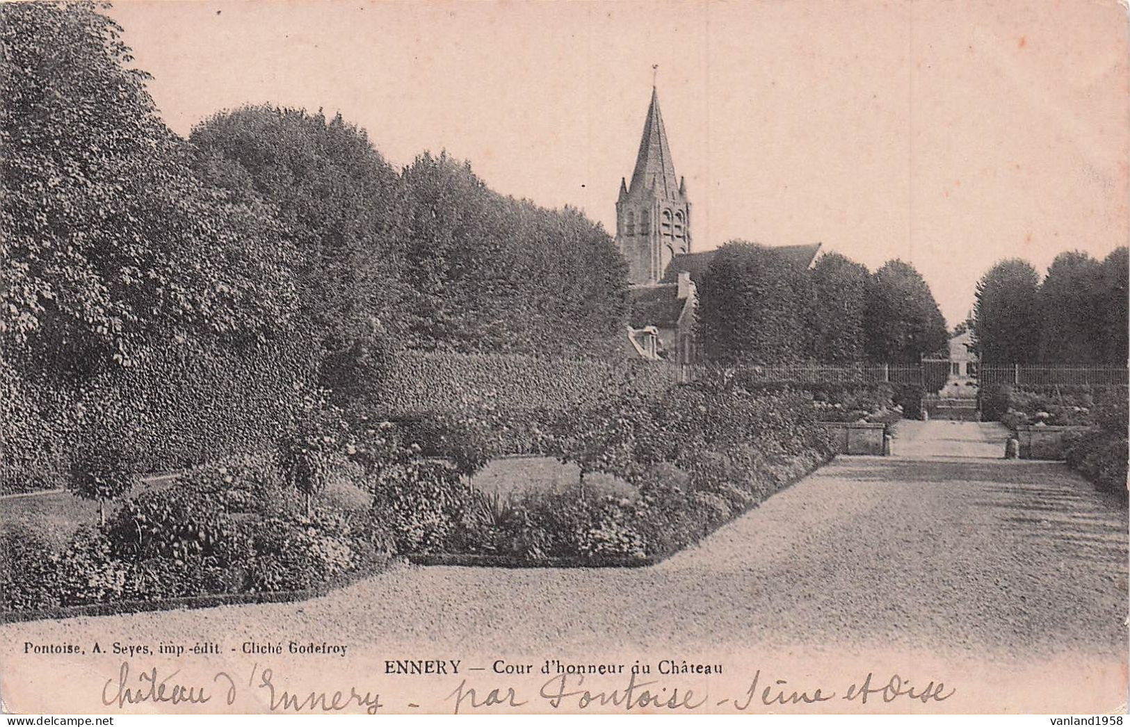 ENNERY-cour D'honneur Du Château - Ennery