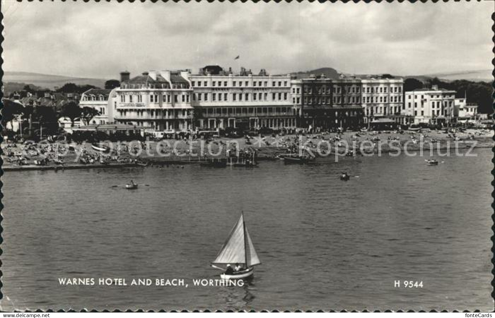 71983644 Worthing West Sussex Warnes Hotel And Beach Worthing - Andere & Zonder Classificatie
