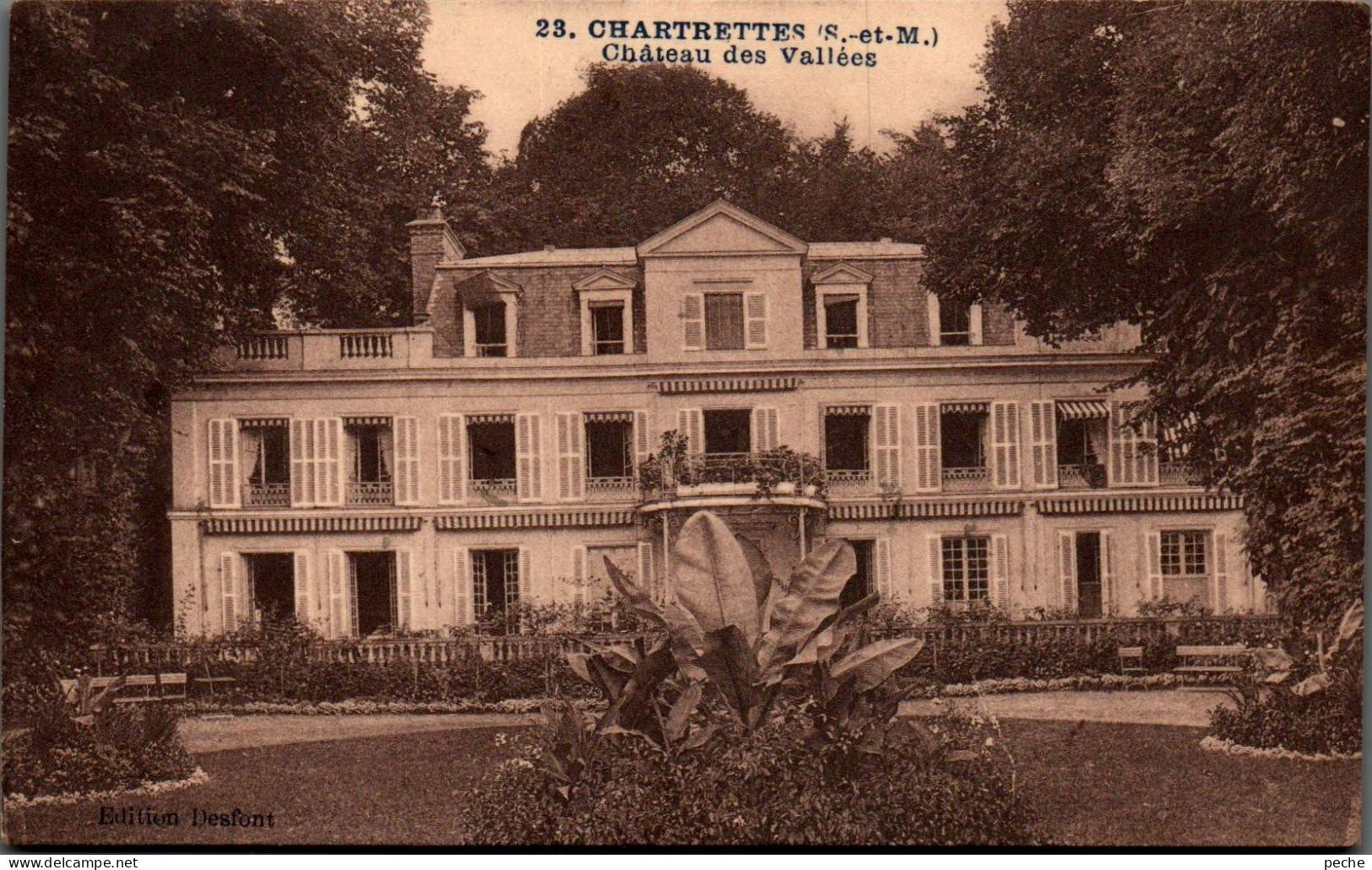 N° 2457 W -cpa Chartrettes -château Des Vallées- - Autres & Non Classés