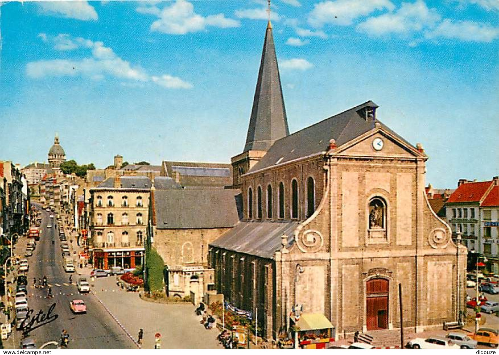 62 - Boulogne Sur Mer - L'église Saint-Nicolas Et La Grand Rue - CPM - Voir Scans Recto-Verso - Boulogne Sur Mer
