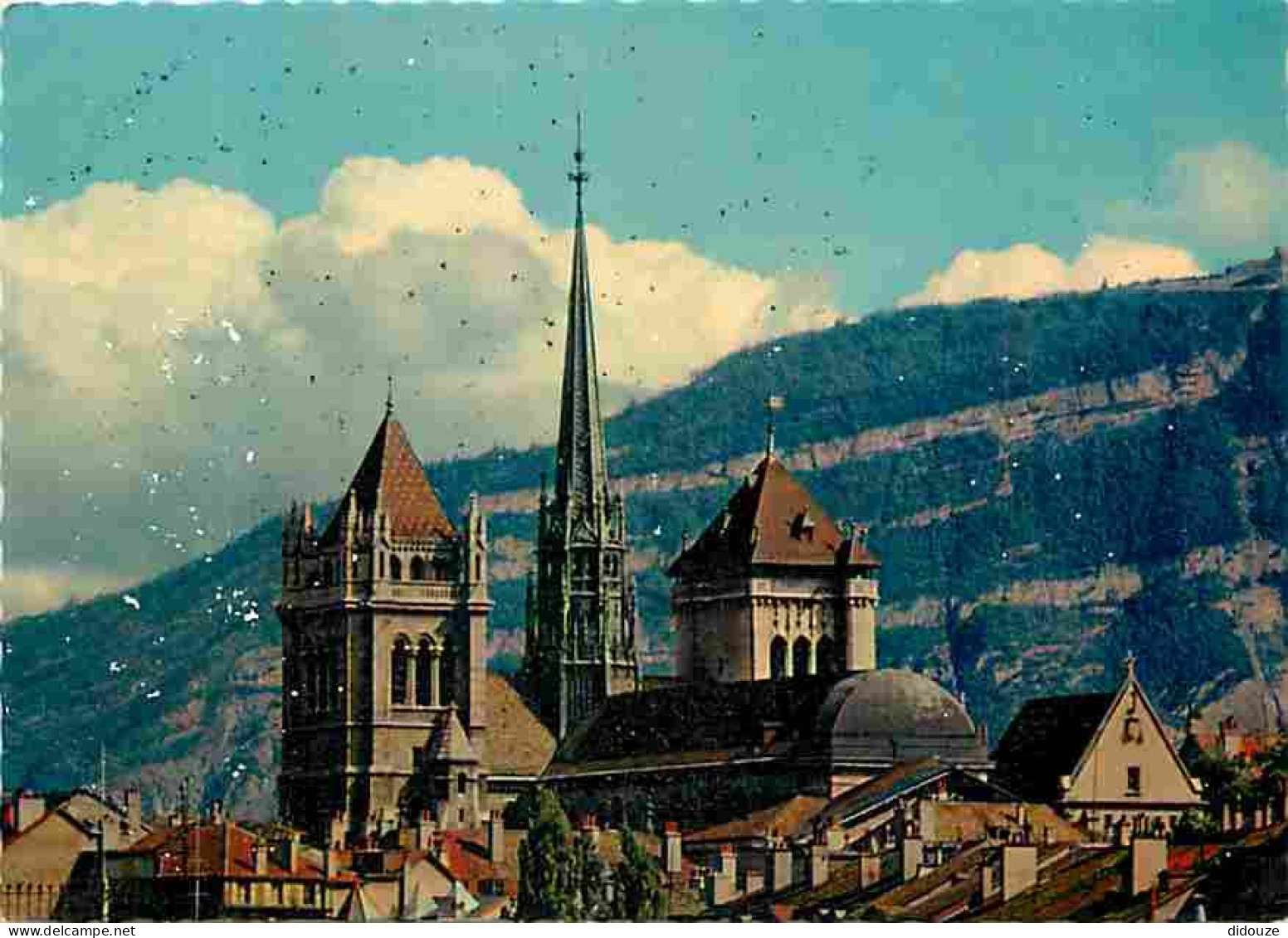 Suisse - Genève - La Cathédrale De St Pierre Et Le Salève - CPM - Voir Scans Recto-Verso - Altri & Non Classificati