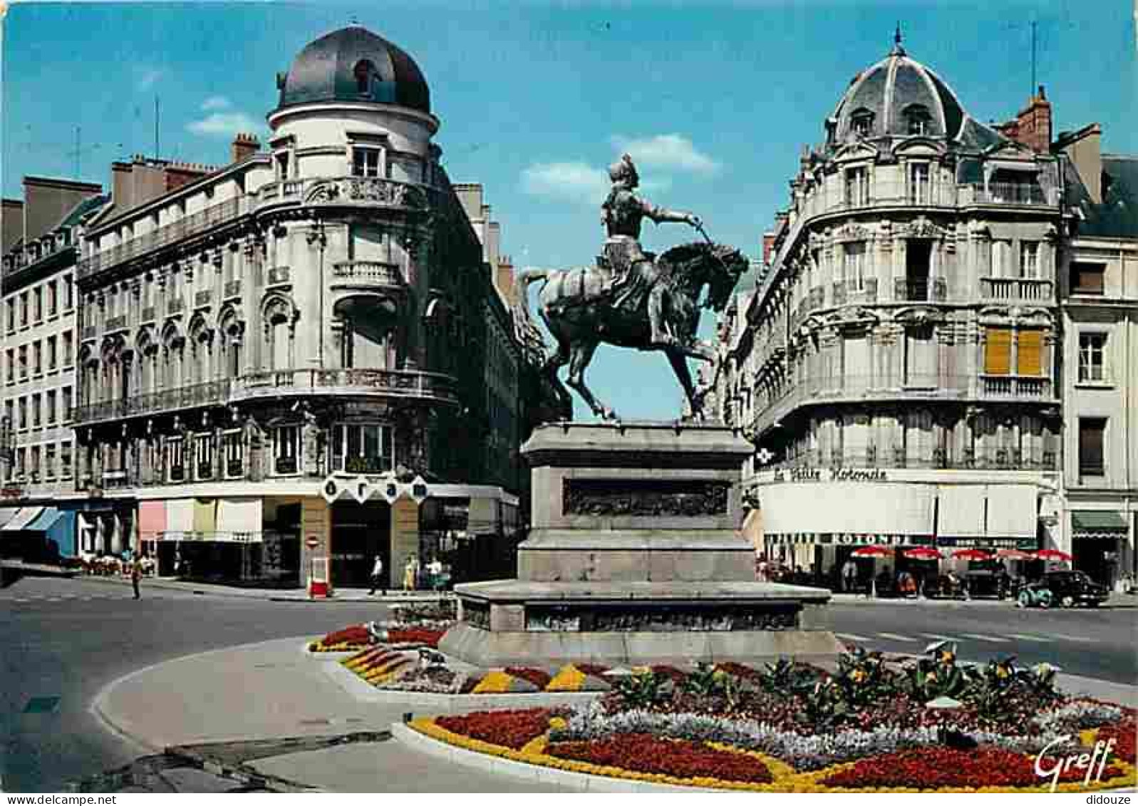 45 - Orléans - Place Du Martroi - Statue équestre De Jeanne D'Arc - Fleurs - Carte Neuve - CPM - Voir Scans Recto-Verso - Orleans