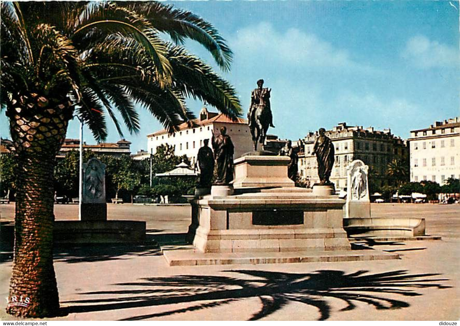 20 - Ajaccio - Place De Gaulle - L'Empereur Napoléon Et Ses 4 Frères (Statues En Bronze De Barye, Thomas Et Maillet Exéc - Ajaccio