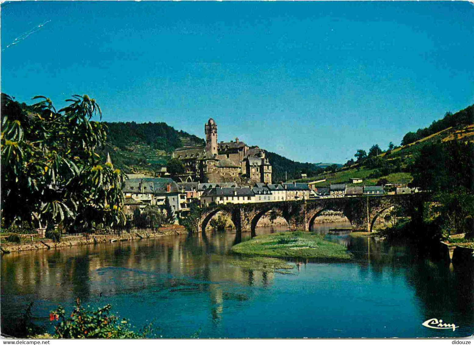 12 - Estaing - Vue Générale - Le Château Et Le Pont Gothique - CPM - Voir Scans Recto-Verso - Autres & Non Classés