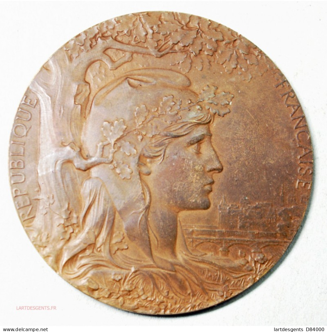 Médaille Exposition Universelle International 1900 Par JC CHAPLAIN Eaux Vivaraises - Firmen