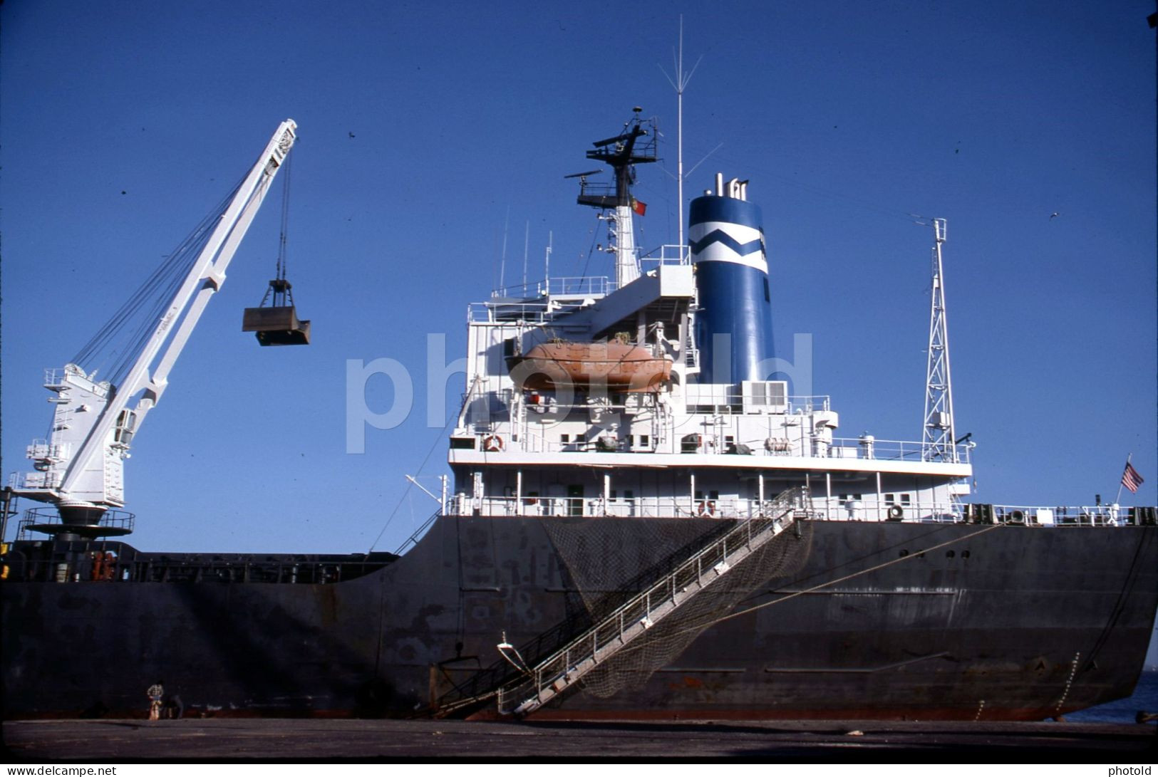 1982 SHIP VESSEL TANKER PUERTO CEUTA AFRICA ESPANA SPAIN 35mm AMATEUR DIAPOSITIVE SLIDE Not PHOTO No FOTO NB4138 - Diapositives