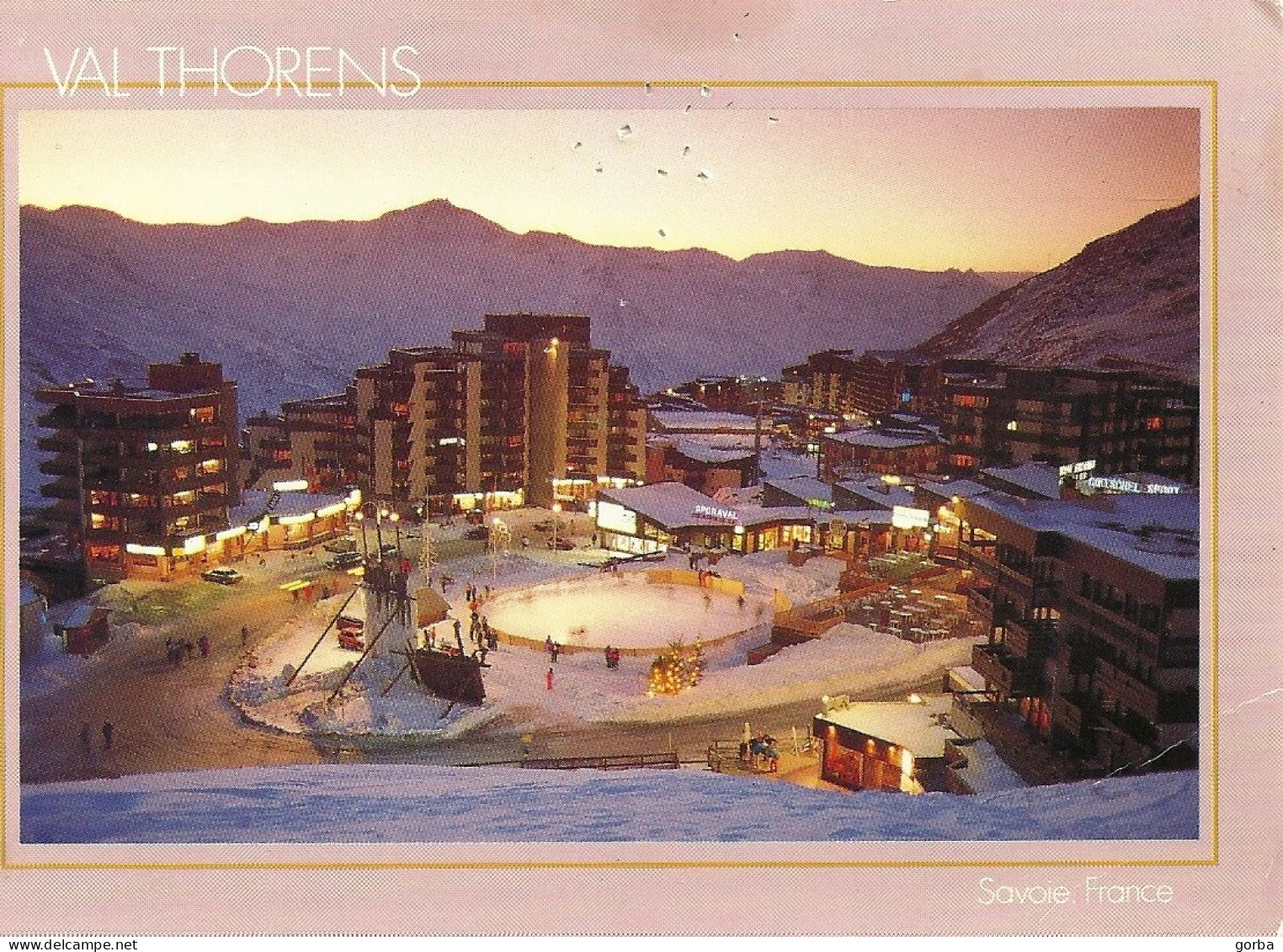 *CPM -73 - VAL THORENS - Le Centre, La Patinoire Au Crépuscule - Val Thorens