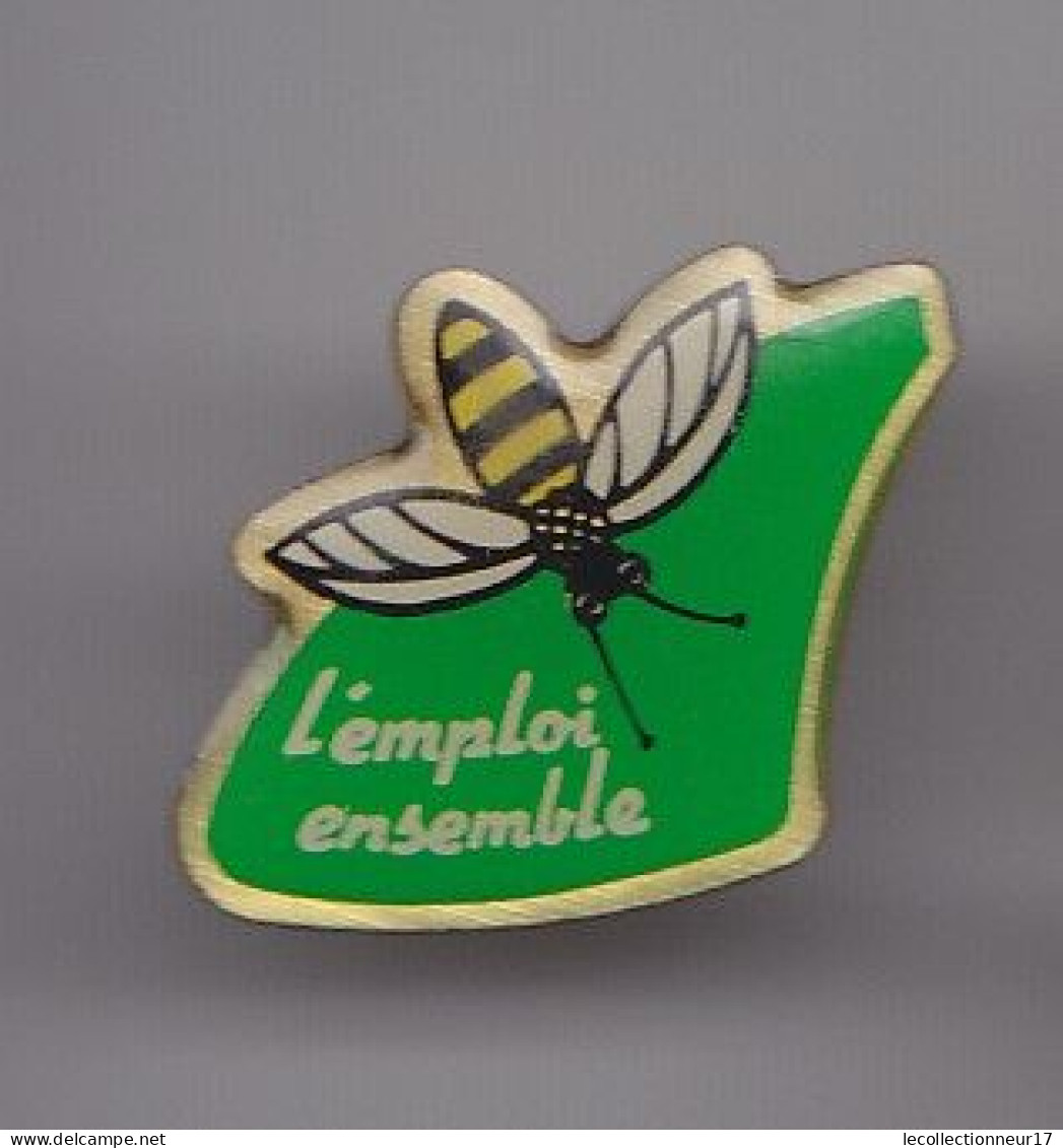 Pin's L'emploi Ensemble Abeille Réf 5121 - Dieren