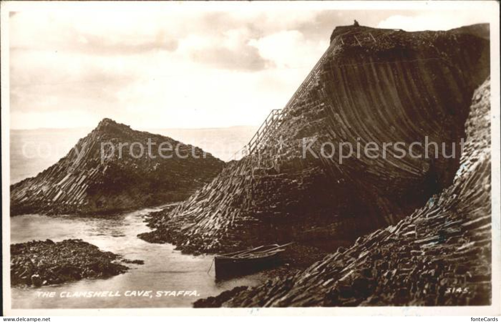 71893961 Staffa Clamshell Cave Staffa - Andere & Zonder Classificatie