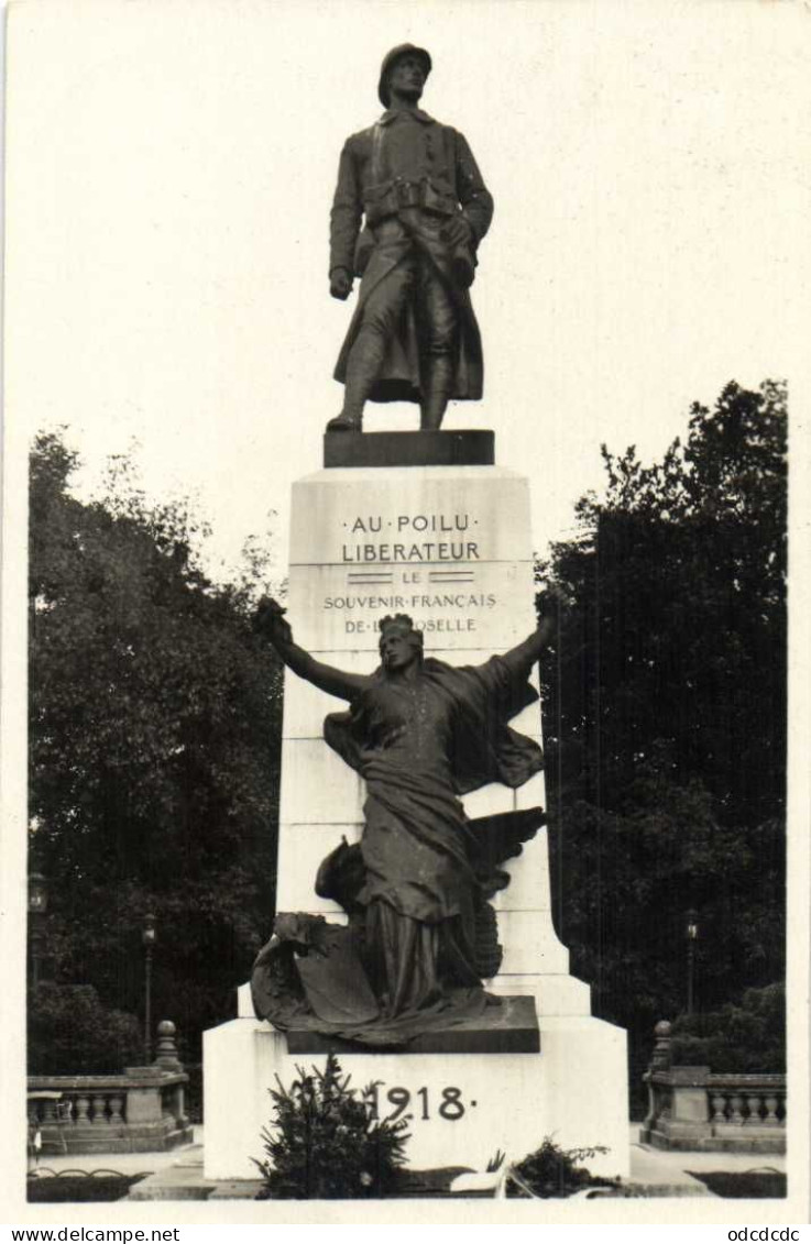 DESTOCKAGE Avant fermeture boutique BON LOT 100 CPA MILITARIA  Patriotiques Monument aux Morts ...  (toutes scannées )