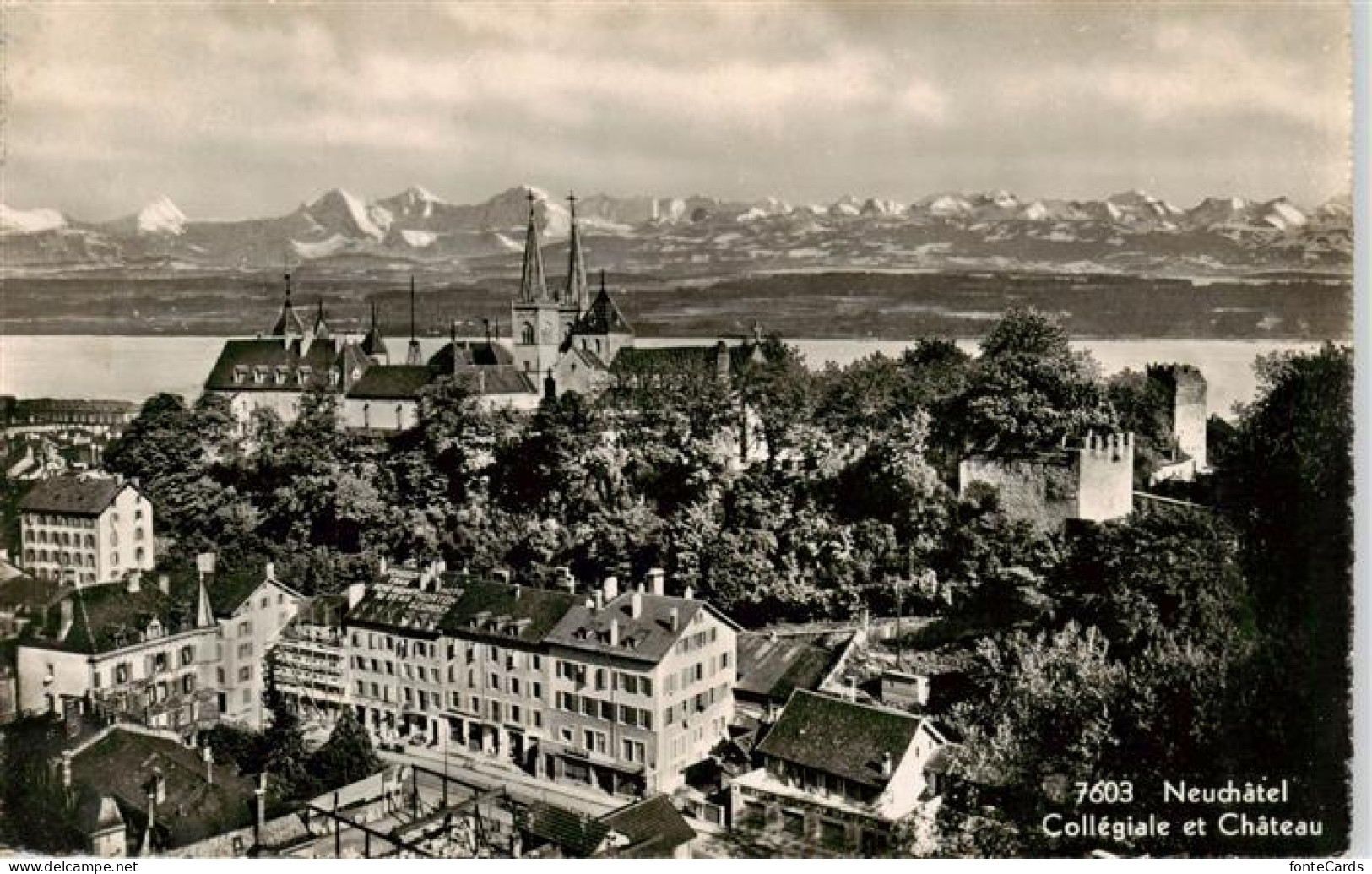 13955521 Neuchatel_NE Panorama Collégial Et Château Et Les Alpes - Sonstige & Ohne Zuordnung