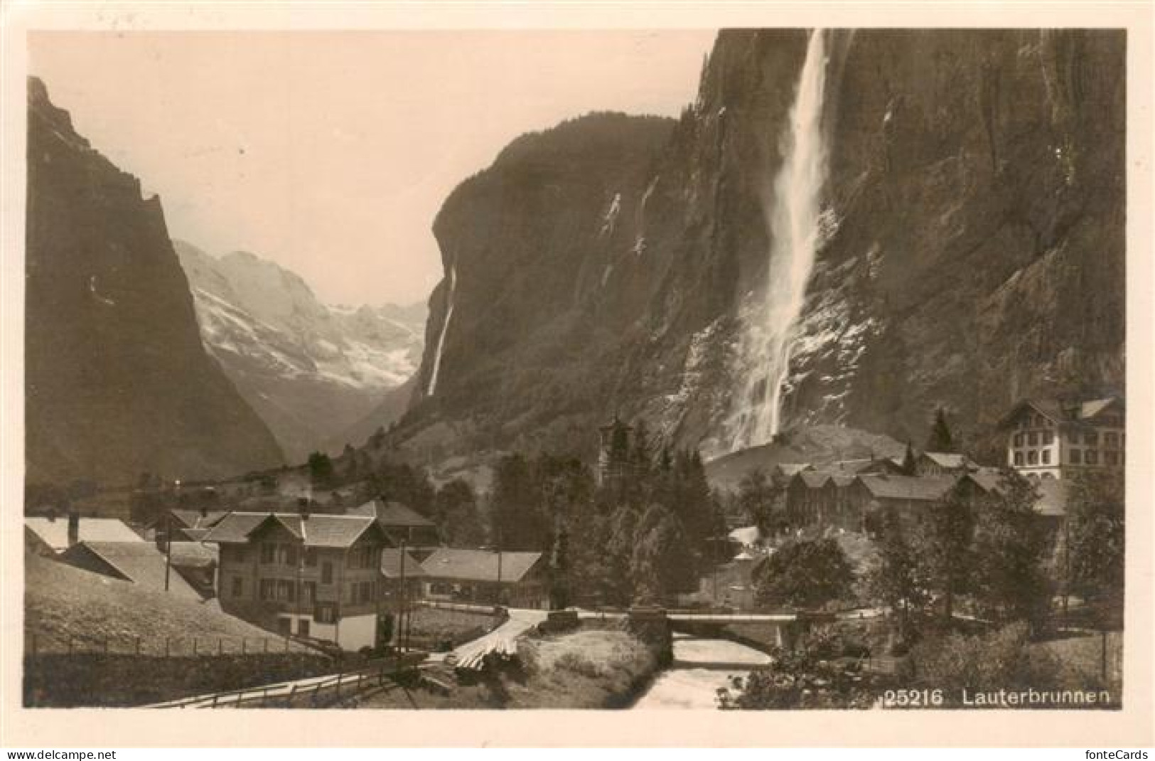 13955504 Lauterbrunnen_BE Blick Zum Wasserfall - Otros & Sin Clasificación