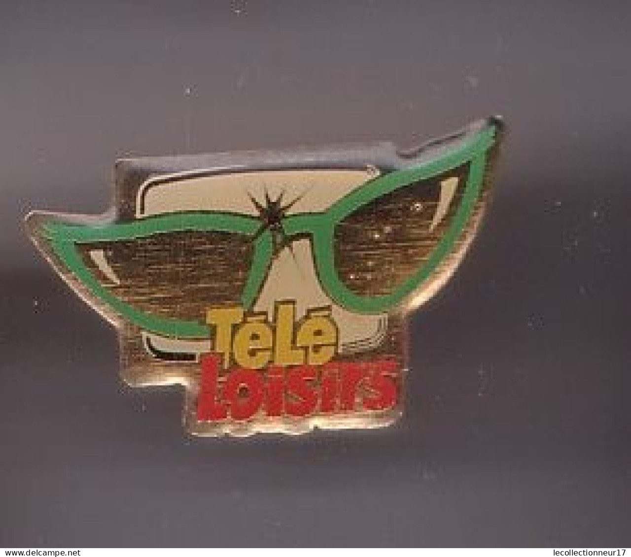 Pin's  Télé Loisirs Paire De Lunettes Réf 1784 - Médias