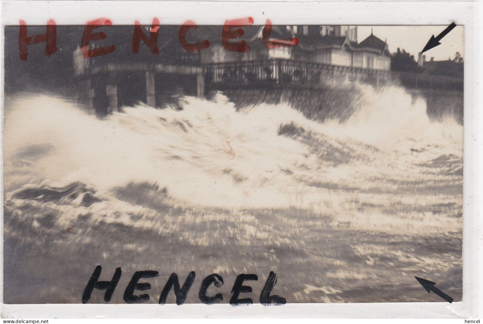 ARCACHON. Carte-Photo.Tempête Du 13 Août 1912 Devant La Villa "L'ALURE" à 6 H Du Matin - Arcachon