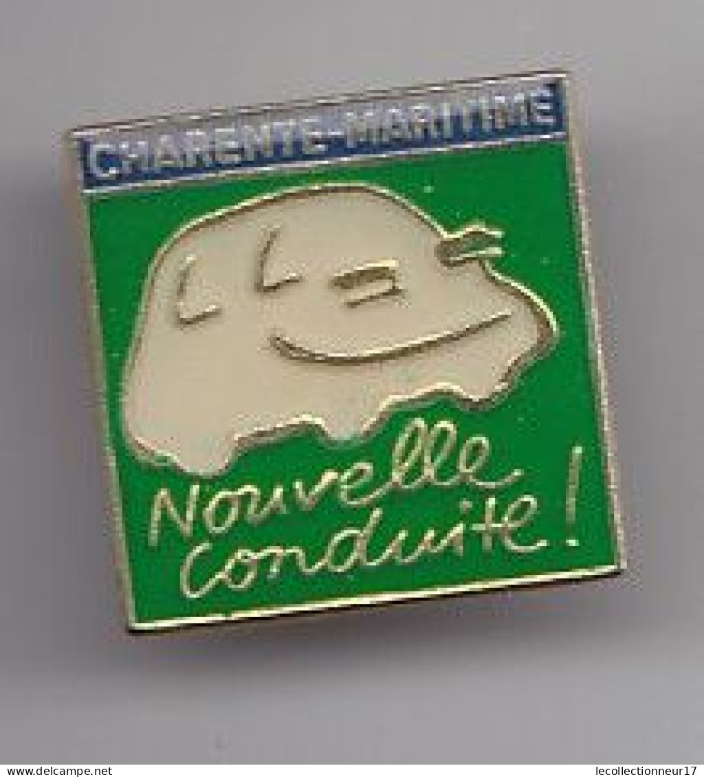 Pin's Nouvelle Conduite  En Charente  Maritime Dpt 17 Automobile Voiture   Réf 1956 - Villes