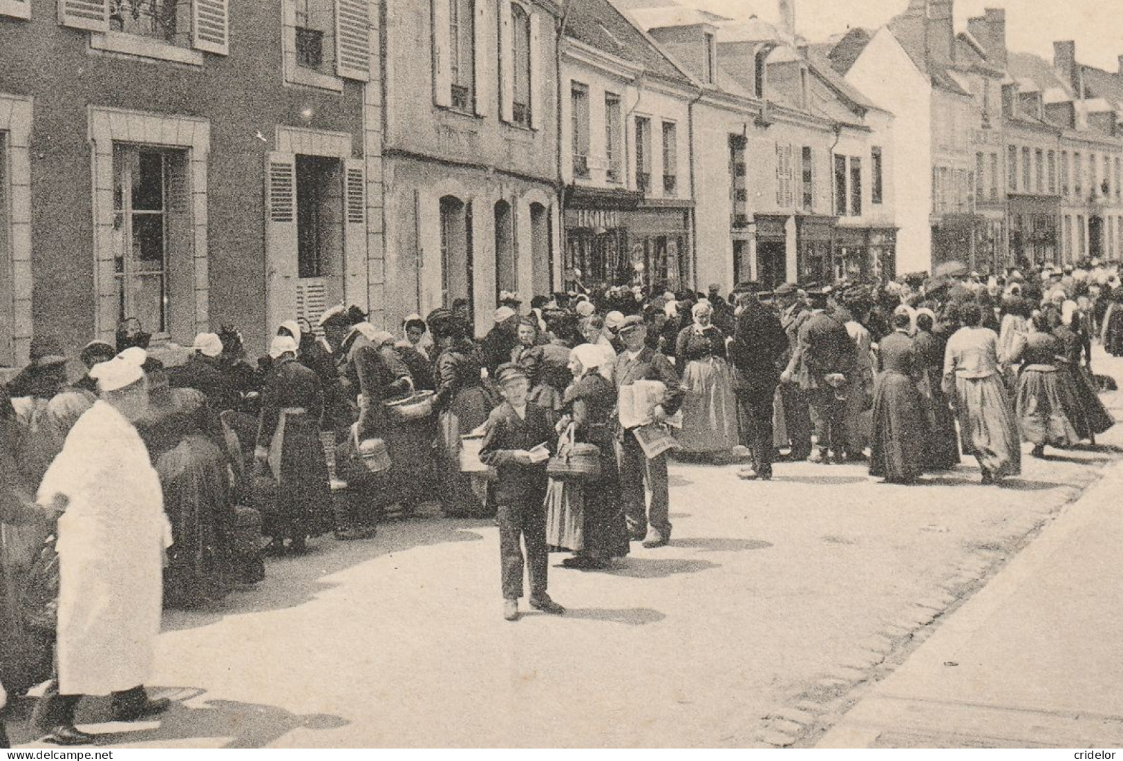 28 - BROU - MARCHE AU BEURRE - BEAU PLAN - VOIR ZOOM - Sonstige & Ohne Zuordnung