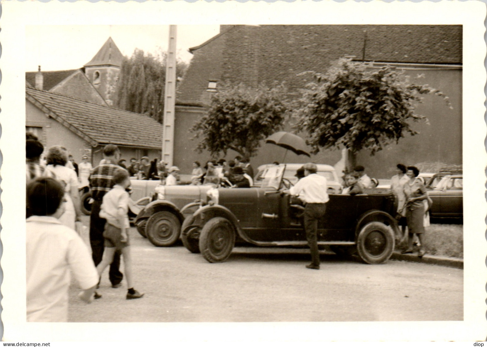 Photographie Photo Vintage Snapshot Amateur Automobile Voiture Auto Cabriolet  - Automobiles
