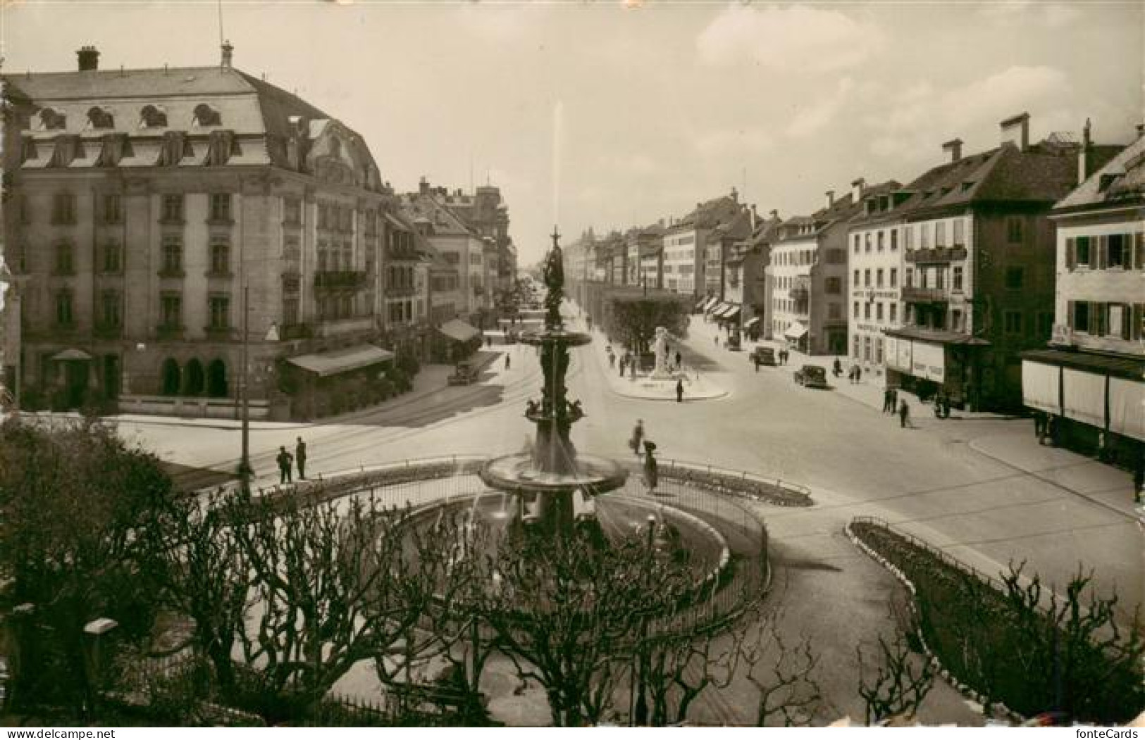 13908149 La_Chaux-de-Fonds_NE Rue Léopold Robert Fontaine - Autres & Non Classés