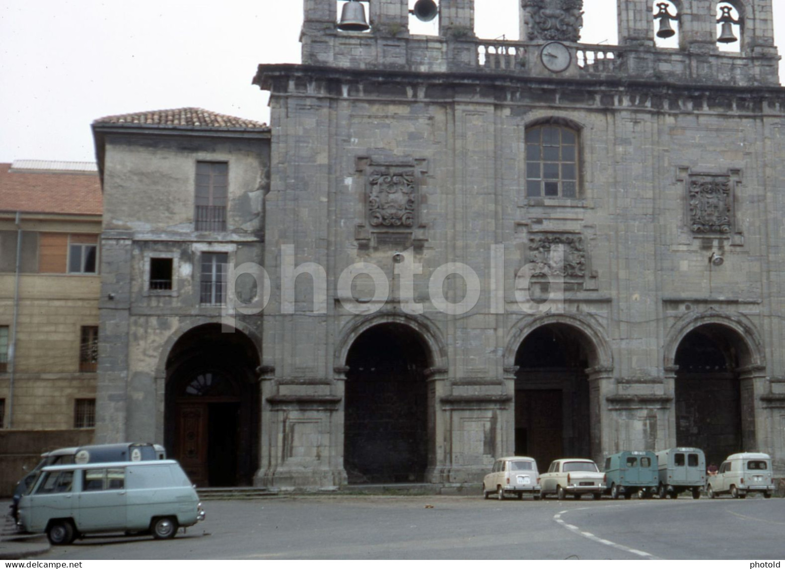 1969 ORDUNA EUSCADI SIATA VAN SEAT IGLESIA ESPANA SPAIN 35mm AMATEUR DIAPOSITIVE SLIDE Not PHOTO No FOTO NB4144 - Diapositives (slides)