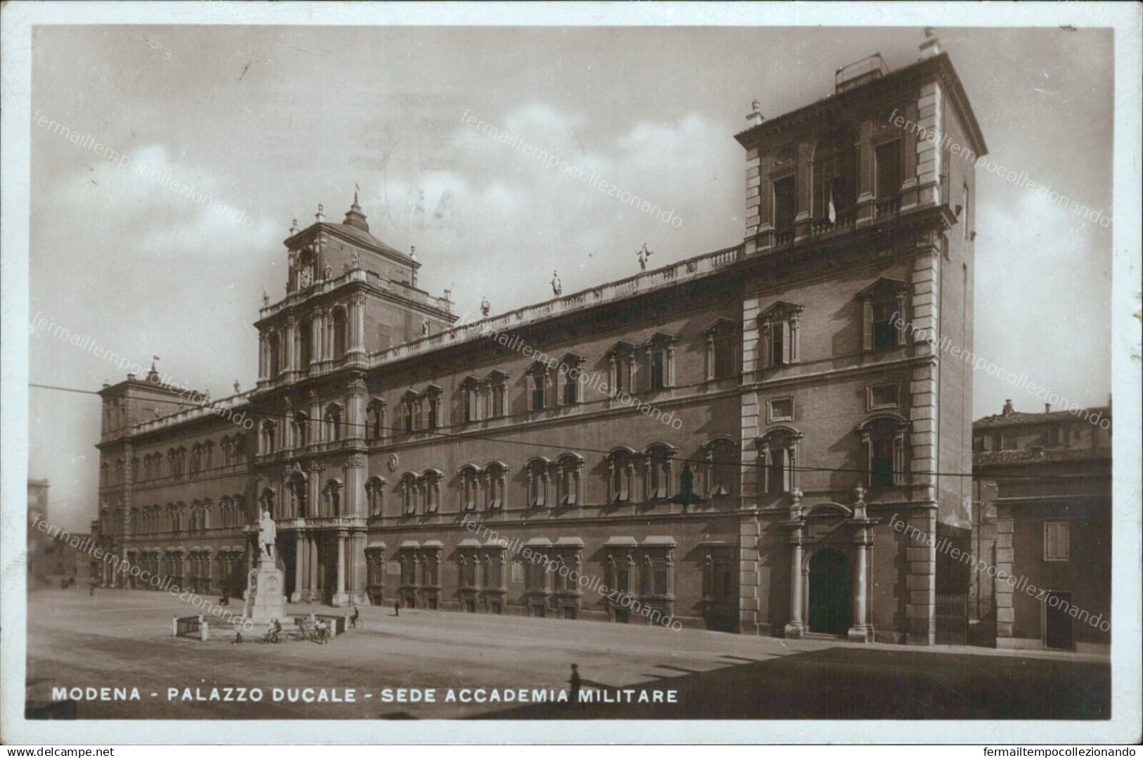 Cs467 Cartolina Modena Citta' Palazzo Ducale Sede Accademia Militare - Modena