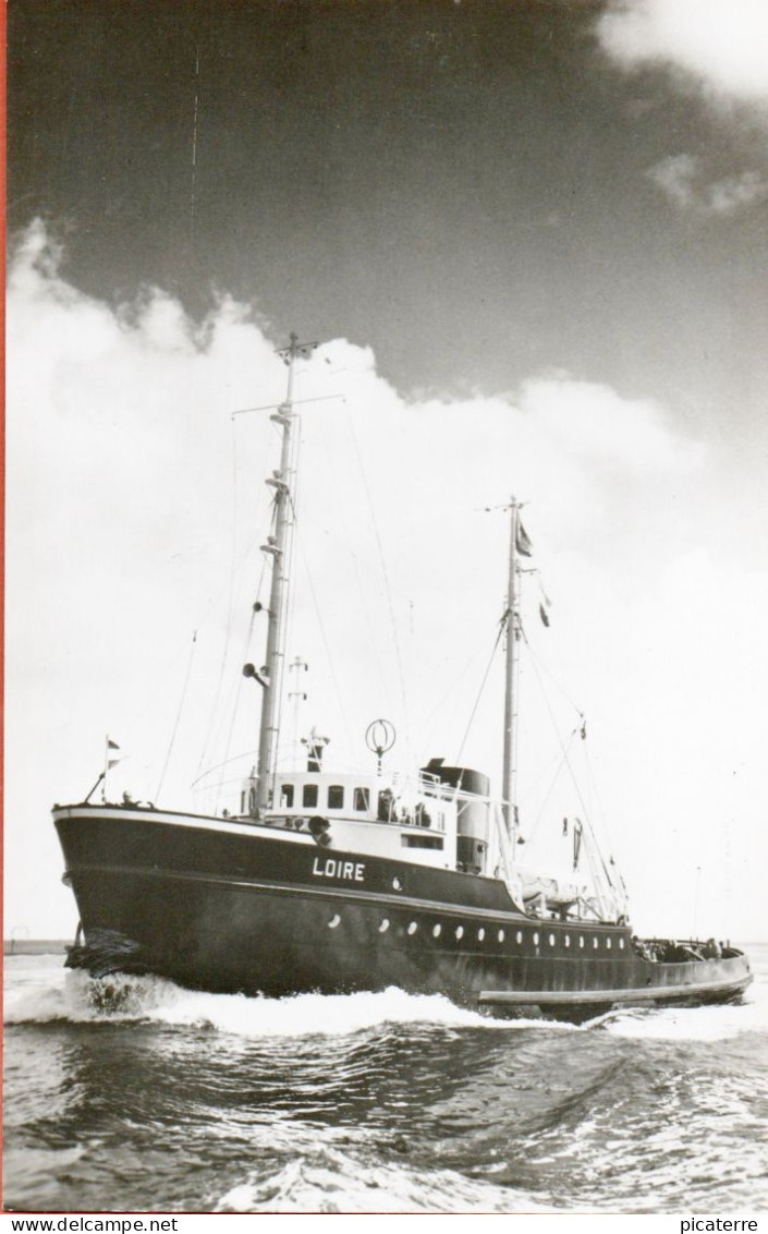 L. Smit & Co's Internationale Sleepdienst Tugboat Rotterdam- M.T. LOIRE - 1952, Salvage, Tug, Towing  1350hp- - Sleepboten