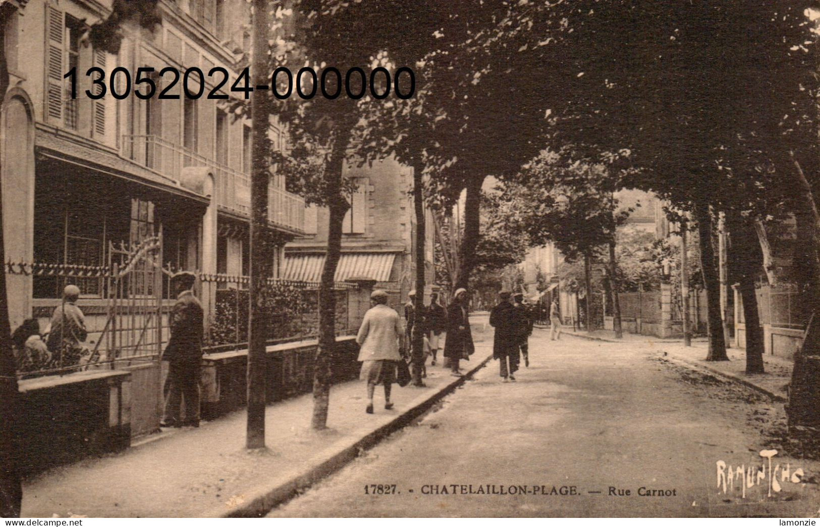 CHATELAILLON-PLAGE. Cpa Sépia. - Rue Carnot.  (scans Recto - Verso) - Châtelaillon-Plage