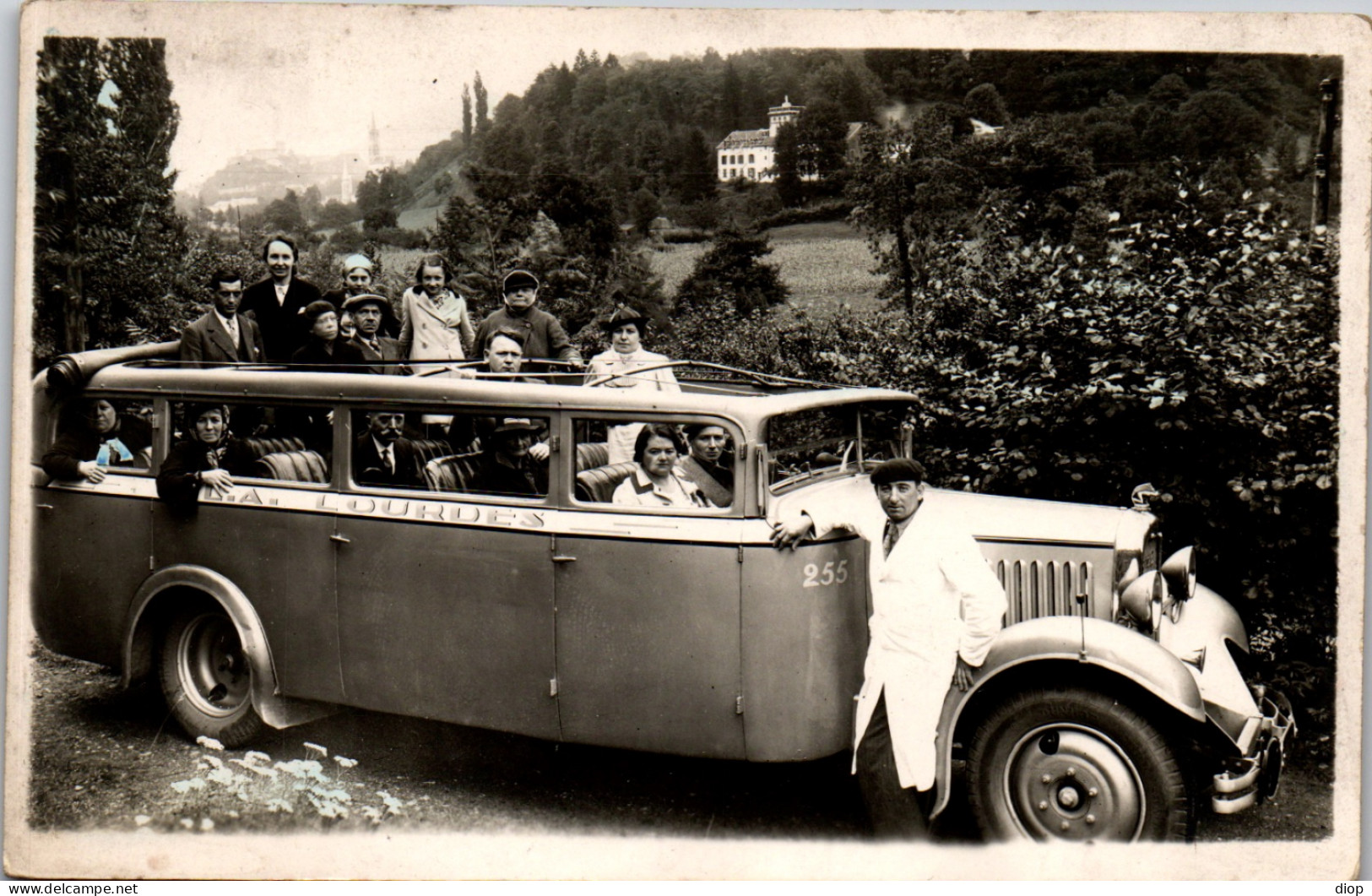 CP Carte Photo D&#039;&eacute;poque Photographie Vintage Car Autocar Lourdes Gavarnie  - Couples