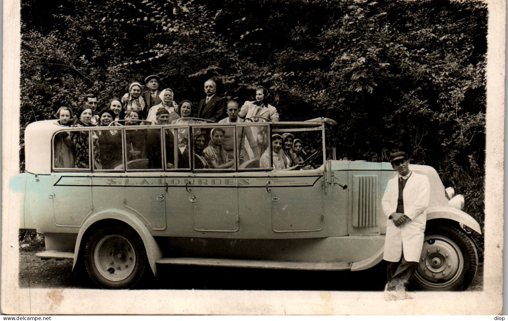 CP Carte Photo D&#039;&eacute;poque Photographie Vintage Car Autocar Lourdes Gavarnie  - Couples