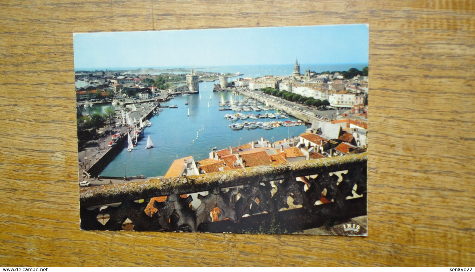 La Rochelle , Le Port Vue D'ensemble , Les Tours Saint-nicolas Et La Chaîne XIVe Siècle à Droite La Tour De La Lanterne - La Rochelle