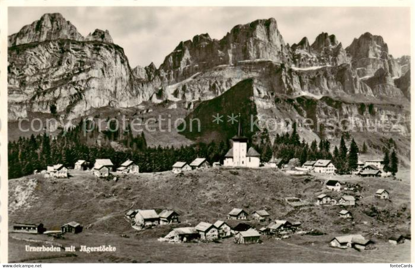 13850877 Urnerboden UR Bergdorf Kirche Blick Gegen Jaegerstoecke  - Autres & Non Classés