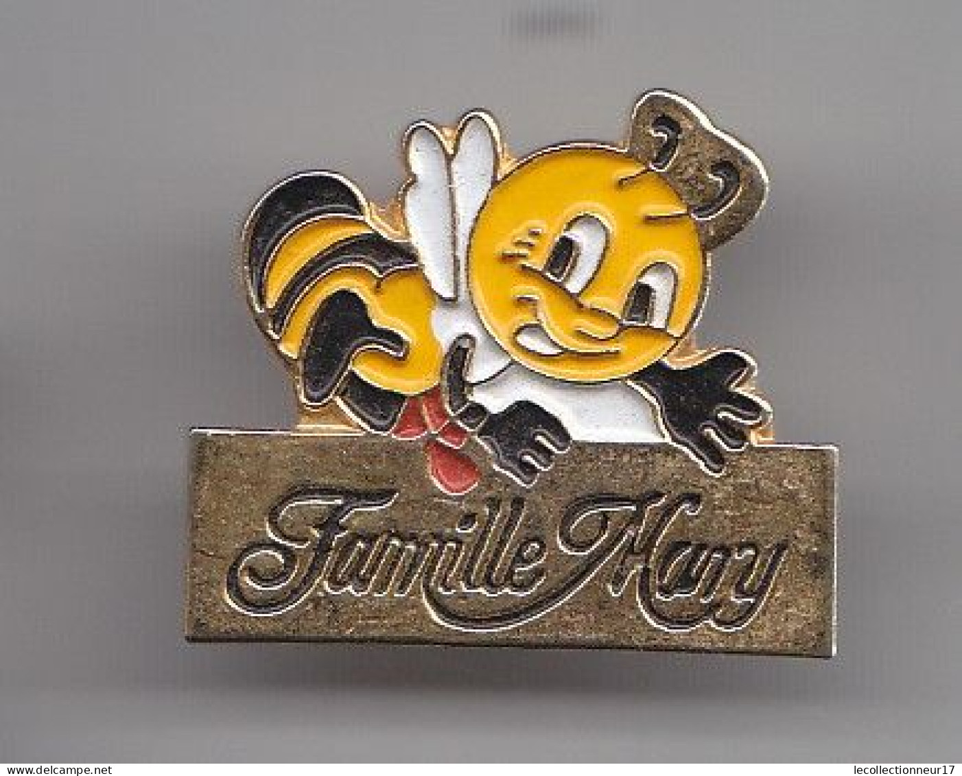 Pin's Famille Mary Abeille Réf 5732 - Tiere