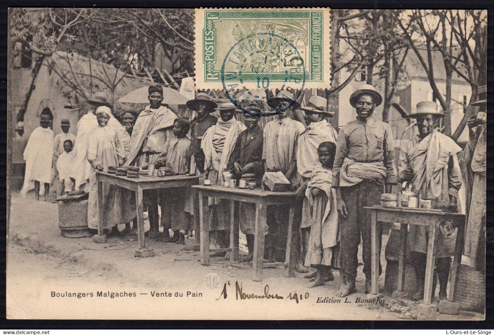 Boulangers Malgaches - Vente Du Pain - Madagascar