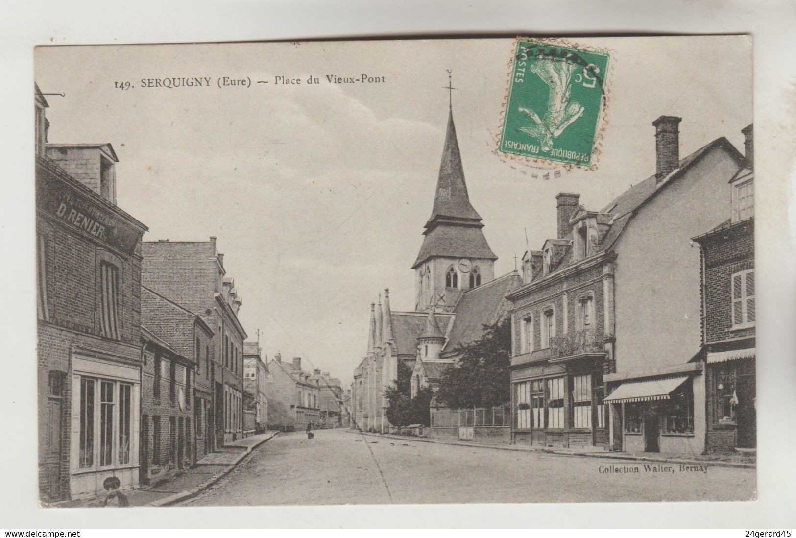 CPA SERQUIGNY (Eure) - Place Du Vieux Pont - Serquigny