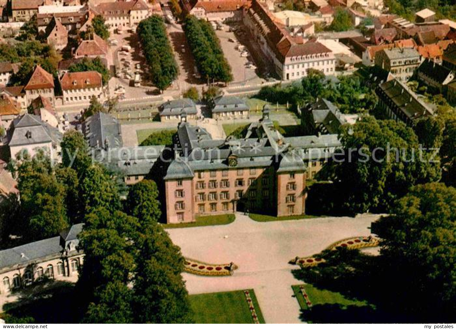 72833586 Schwetzingen Schloss Schlossgarten Fliegeraufnahme Schwetzingen - Schwetzingen