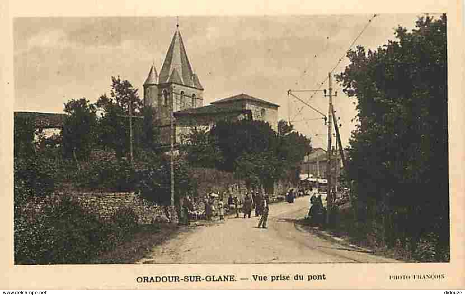 87 - Oradour Sur Glane - Vue Prise Du Pont - Animée - CPA - Voir Scans Recto-Verso - Oradour Sur Glane