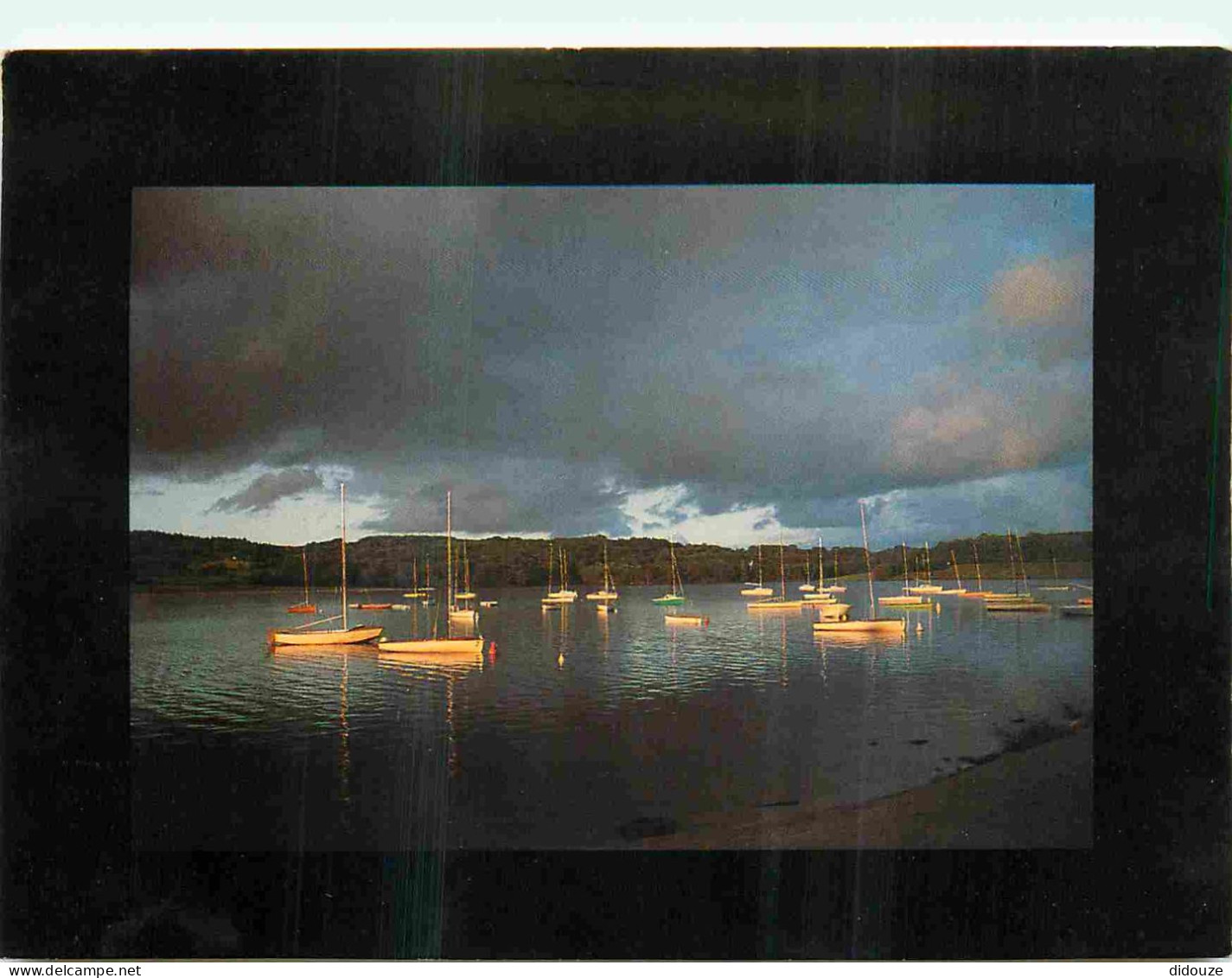 87 - Saint Pardoux - Lac De Saint Pardoux - Douceur Du Soir - CPM - Voir Scans Recto-Verso - Other & Unclassified