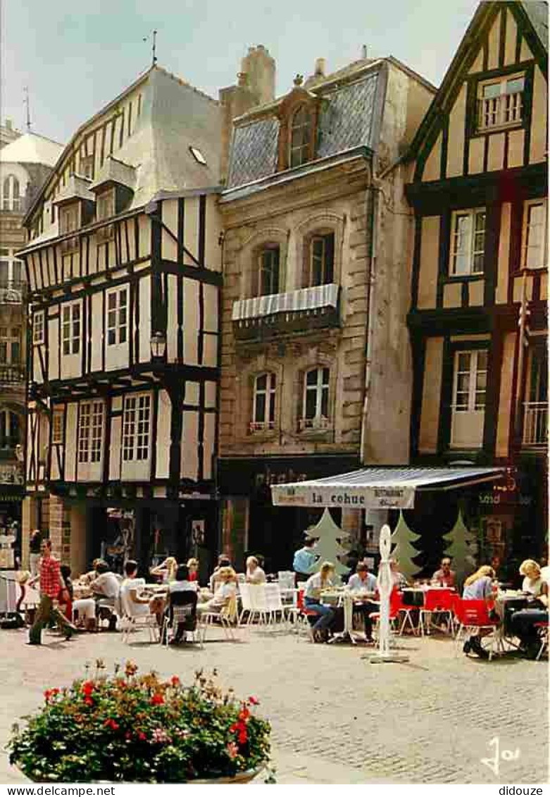 56 - Vannes - Vieilles Maisons Devant La Cathédrale - CPM - Voir Scans Recto-Verso - Vannes