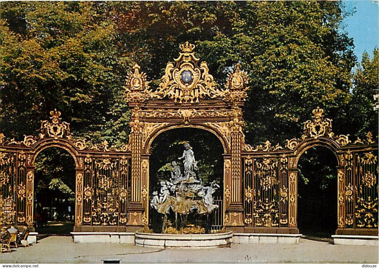 54 - Nancy - La Place Stanislas - Grilles En Fer Forgé De Jean Lamour - La Fontaine D'Amphitrite - CPM - Voir Scans Rect - Nancy