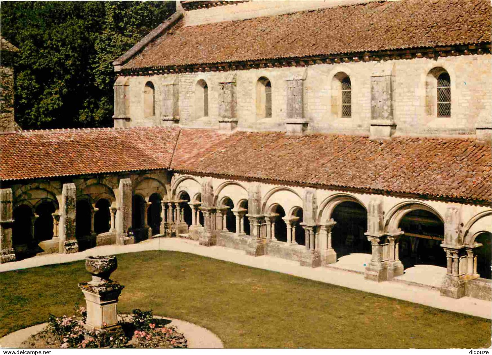 21 - Marmagne - Abbaye Cistercienne De Fontenay - Le Cloître - CPM - Voir Scans Recto-Verso - Andere & Zonder Classificatie
