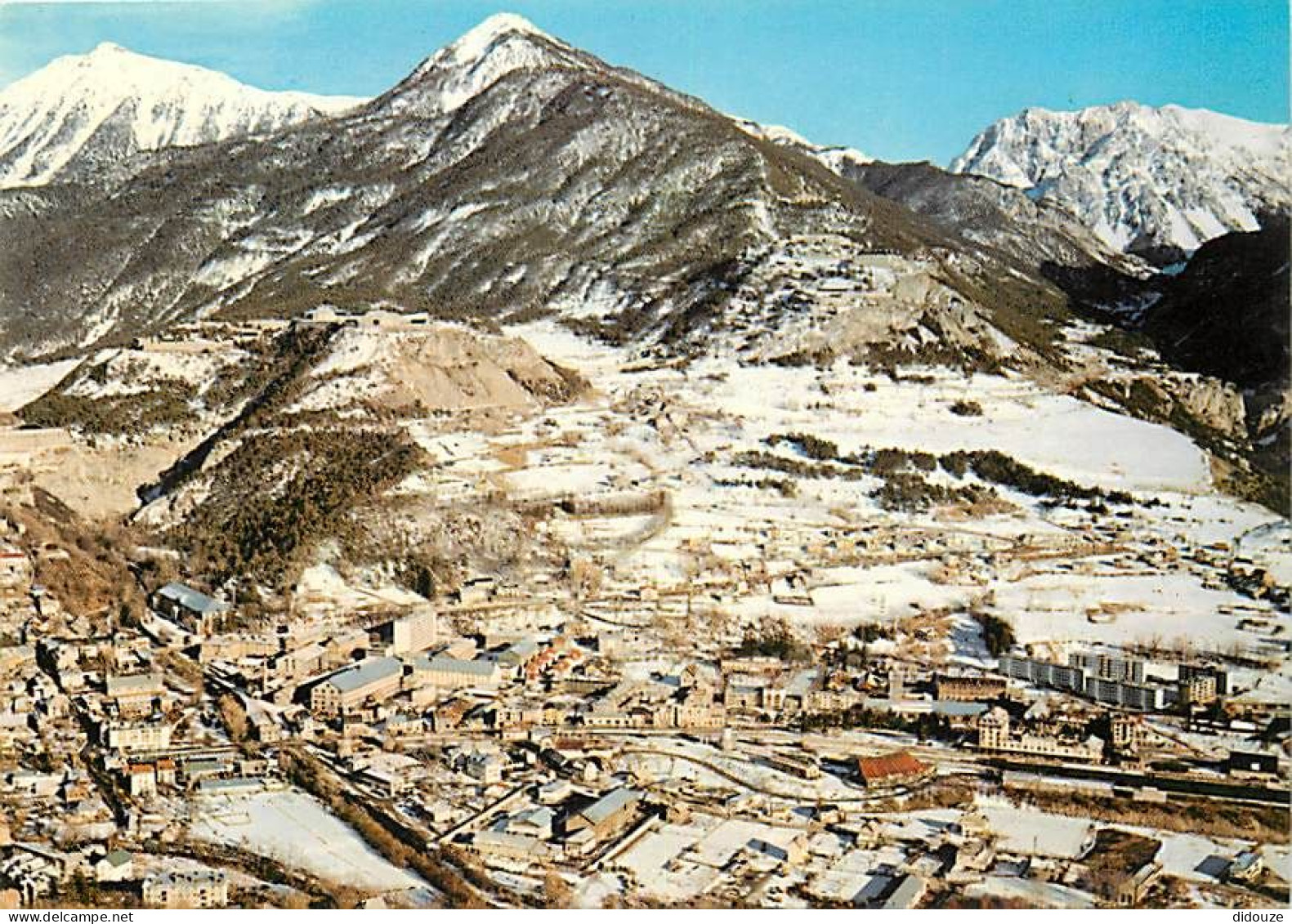 05 - Briançon - Vue Générale - Hiver - Neige - CPM - Voir Scans Recto-Verso - Briancon