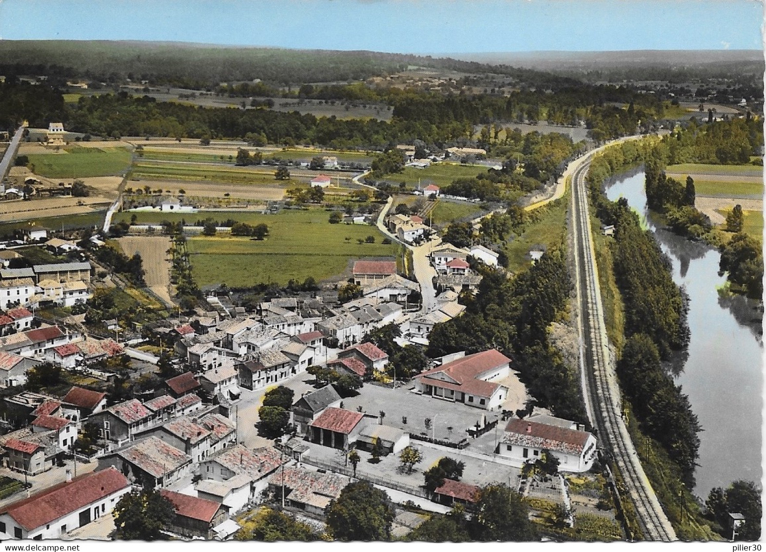 ST FRONT DE PRADOUX - VUE GENERALE AERIENNE ET LA VALLEE DE L'ISLE - Prix Fixe - Other & Unclassified