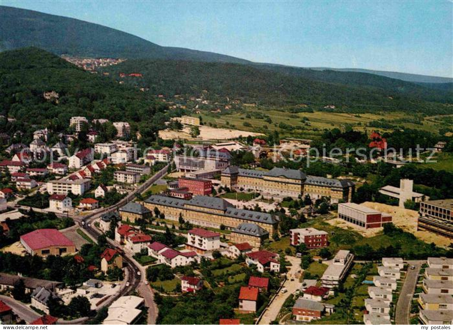 72827589 Koenigstein Taunus Institute Fliegeraufnahme Koenigstein - Königstein