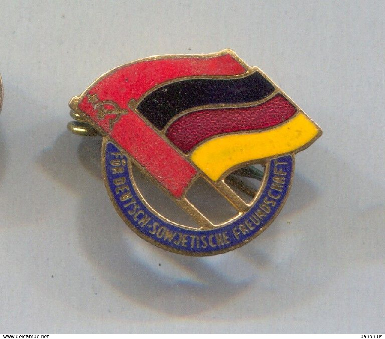 German - Soviet Friendship, Vintage Pin Badge Abzeichen, Enamel - Associazioni