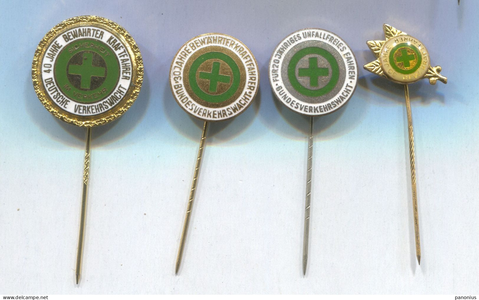 German Traffic Watch - Enamel Vintage Pin Badge  Abzeichen, 4 Pcs - Médical