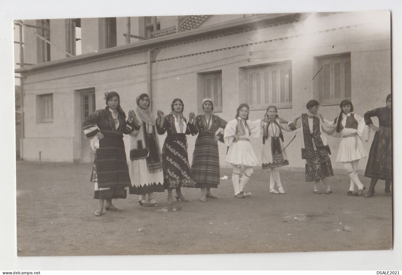 Greece Traditional Macedonian Women Costumes Scene 1920s/30s Photo By Photographer G. LYKIDOU/Lykidis THESSALONIKI 25346 - Lieux